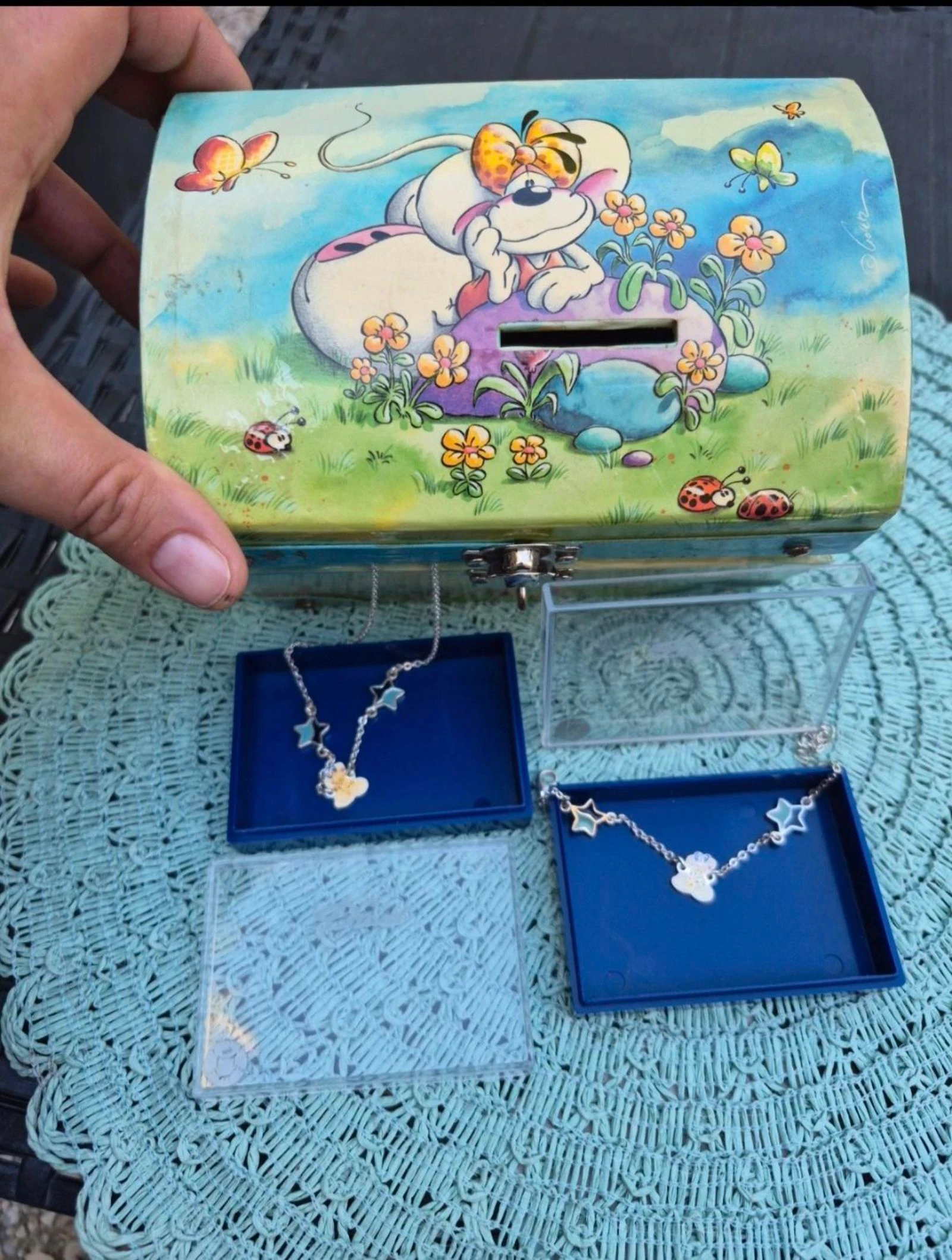 Lot diddl bijou bracelet et collier et boîte a bijoux